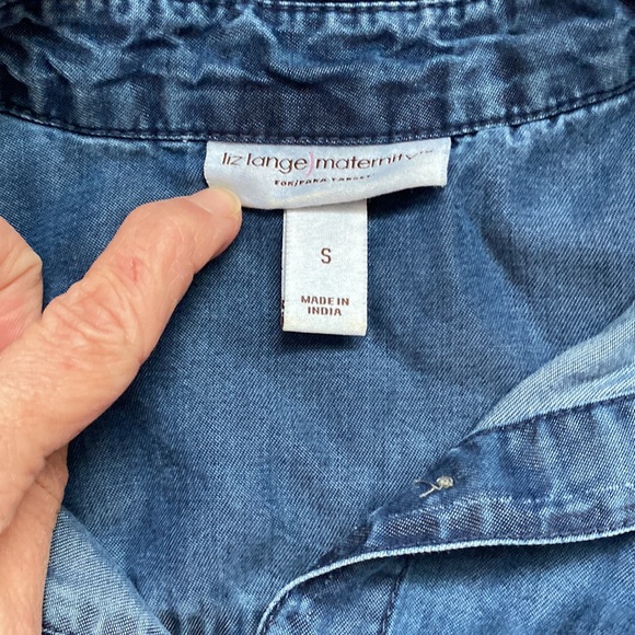 Liz Lange Maternity Chambray Shirtdress - Picture 3 of 4